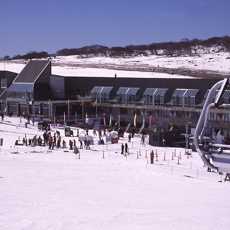 The Perisher Valley Hotel Buitenkant foto