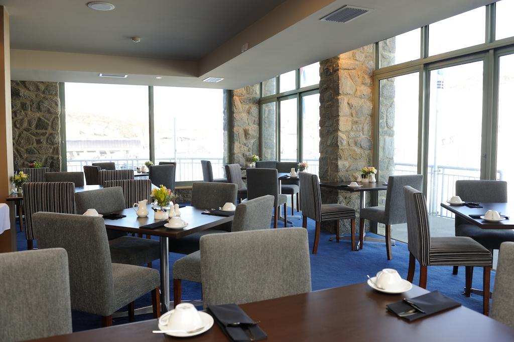 The Perisher Valley Hotel Buitenkant foto